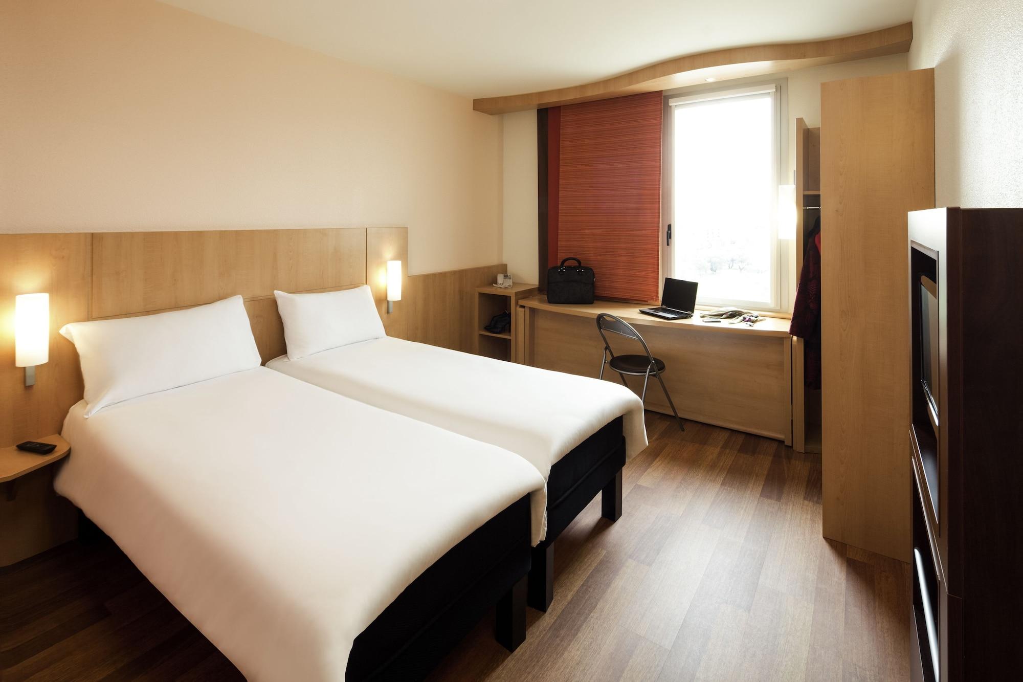 Hotel Ibis Setúbal Eksteriør billede